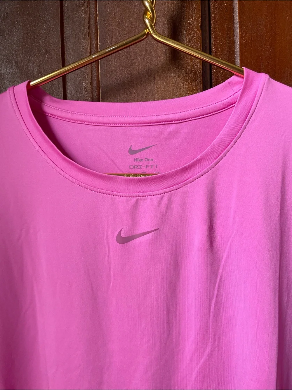 Nike One dri fit women's extra large pink athletic top